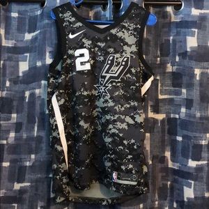 Kawhi Leonard Spurs camo